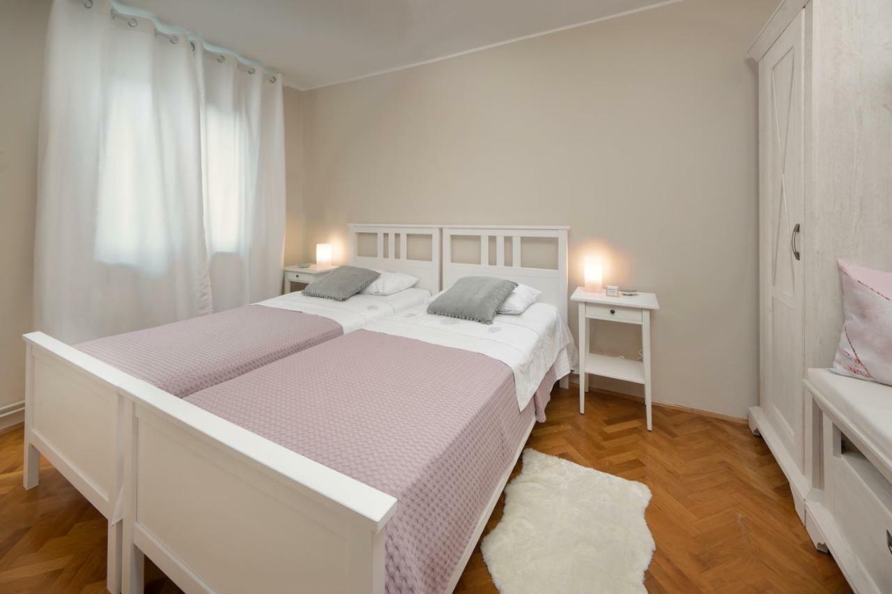 Apartments Sasha Póla Kültér fotó